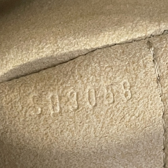 Louis Vuitton Beverly MM - Picture 14 of 15